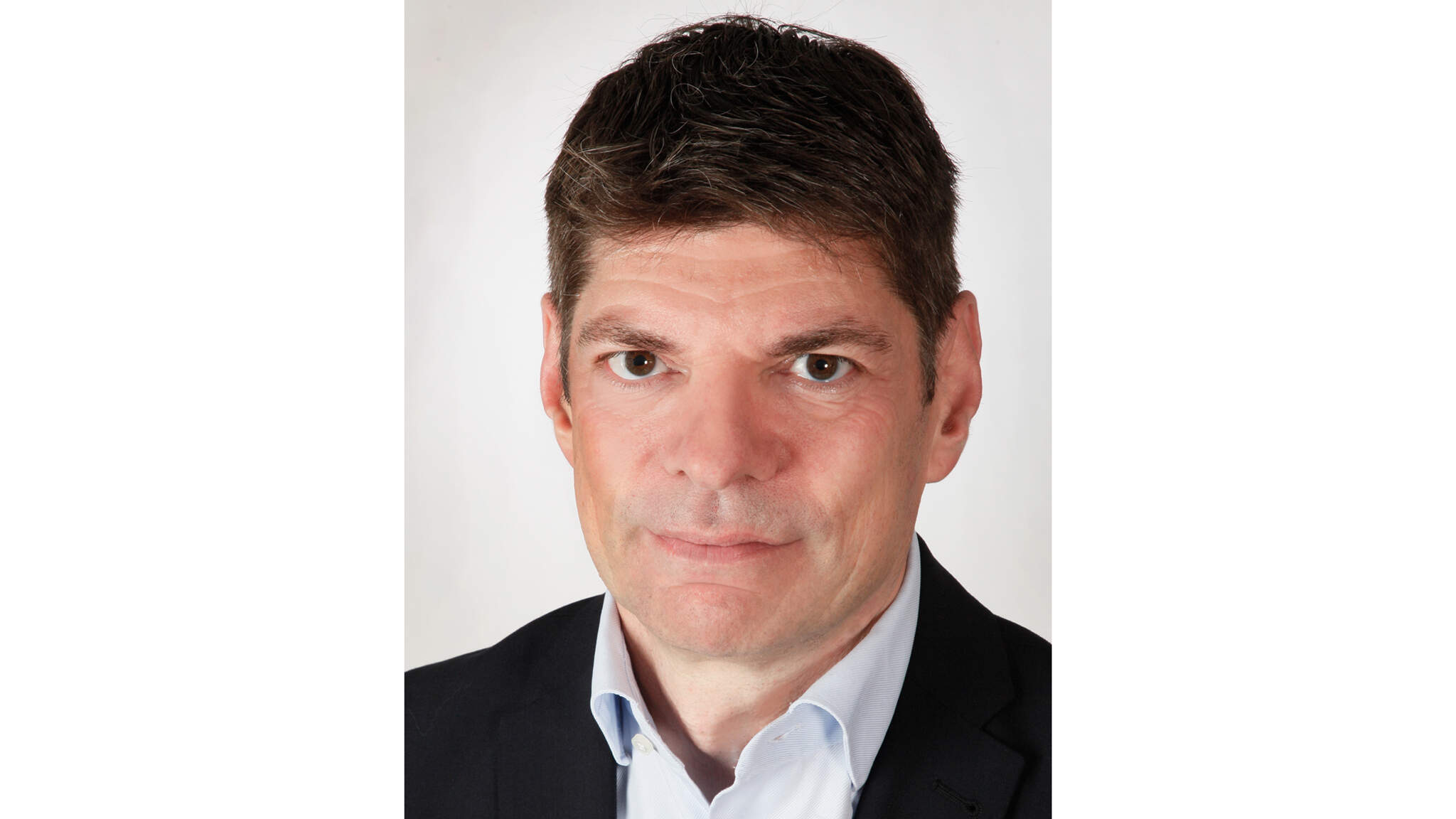 Alexander Winter assume o cargo de Managing Director da DACHSER Air & Sea Logistics EMEA
Alexander Winter assume o cargo de Managing Director da DACHSER Air & Sea Logistics EMEA